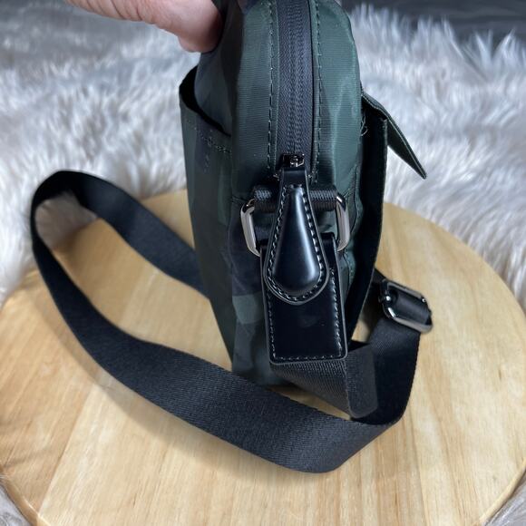 Ted Baker Comms Camo Messenger Bag In Olive | ModeSens TED BAKER London Signle Camo Crossbody Messenger Bag Mens/Womens In Olive Travel